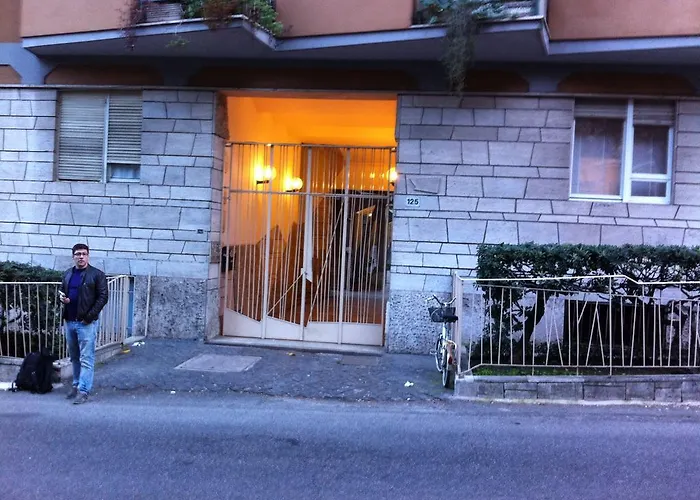 Apartment Vatican Balcony